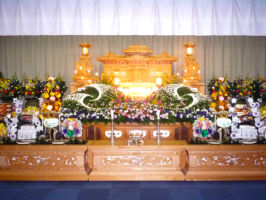 いずみ会館 祭壇 一般葬